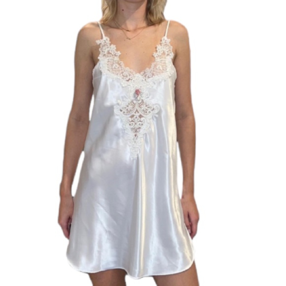 VINTAGE CALIFORNIA DYNASTY WHITE SATIN LACE WEDDING BRIDAL SLIP NIGHTIE CHEMISE